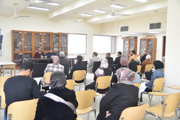وحدة التعليم المستمر و شعبة الإعلام والاتصال الحكومي و بالتنسيق مع جهاز الامن الوطني يقيمون ورشة عمل عن التطرف1