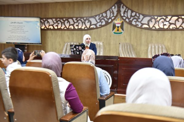شؤون المرأة تقدم ورشة عمل حول علامات الادمان1
