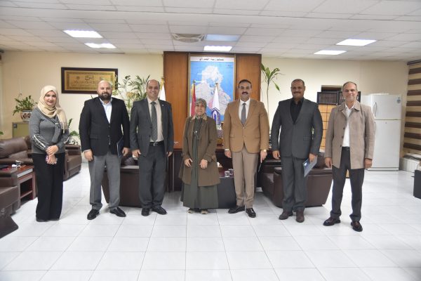 ورشة توعوية بعنوان الأمن السيبراني والجرائم الالكترونيةفهم المخاطر وأساليب الوقاية في كلية العلوم للبنات2